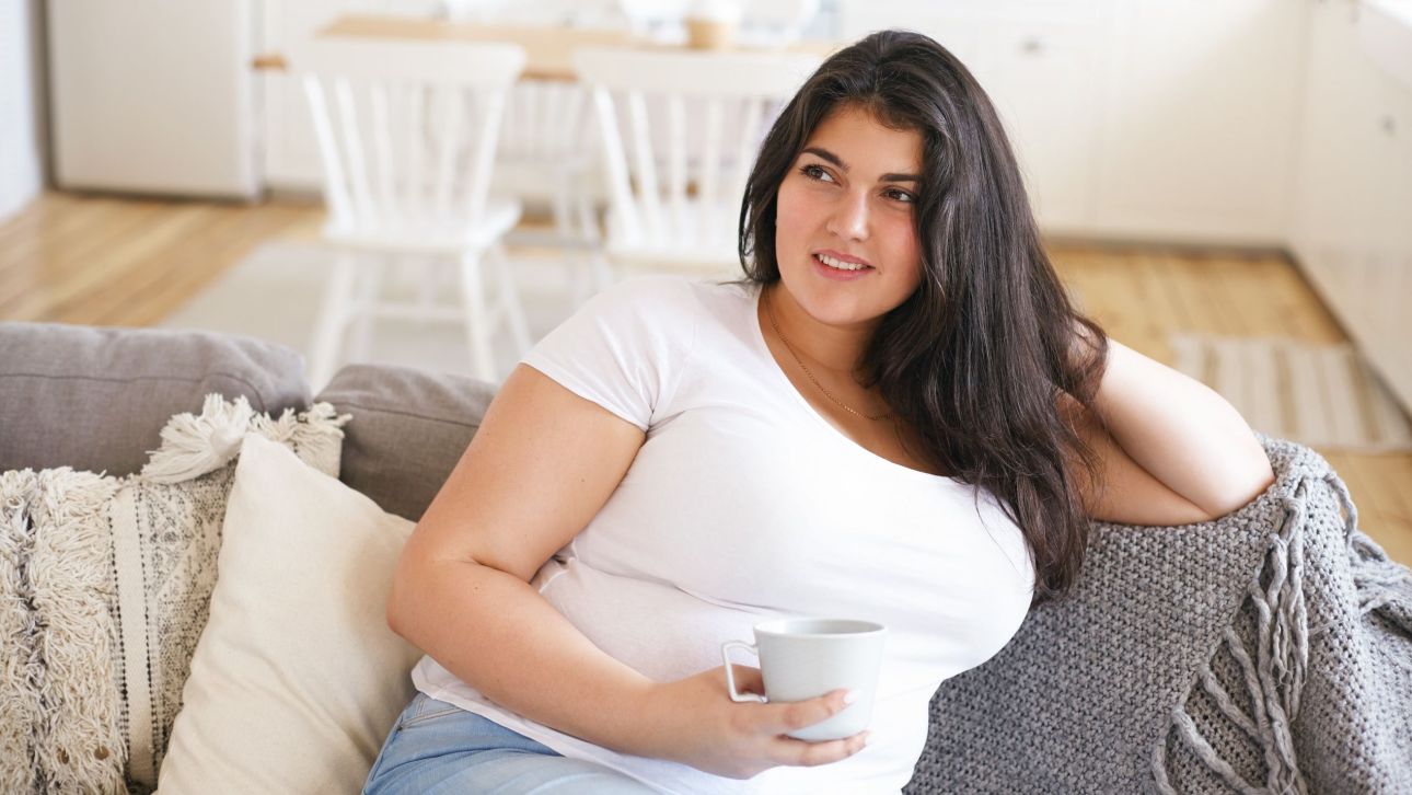 &Pi;&alpha;&chi;&upsilon;&sigma;&alpha;&rho;&kappa;ί&alpha;: &Eta; &sigma;&iota;&omega;&pi;&eta;&lambda;ή &epsilon;&pi;&iota;&delta;&eta;&mu;ί&alpha; &tau;&eta;&sigmaf; &sigma;ύ&gamma;&chi;&rho;&omicron;&nu;&eta;&sigmaf; &kappa;&omicron;&iota;&nu;&omega;&nu;ί&alpha;&sigmaf;