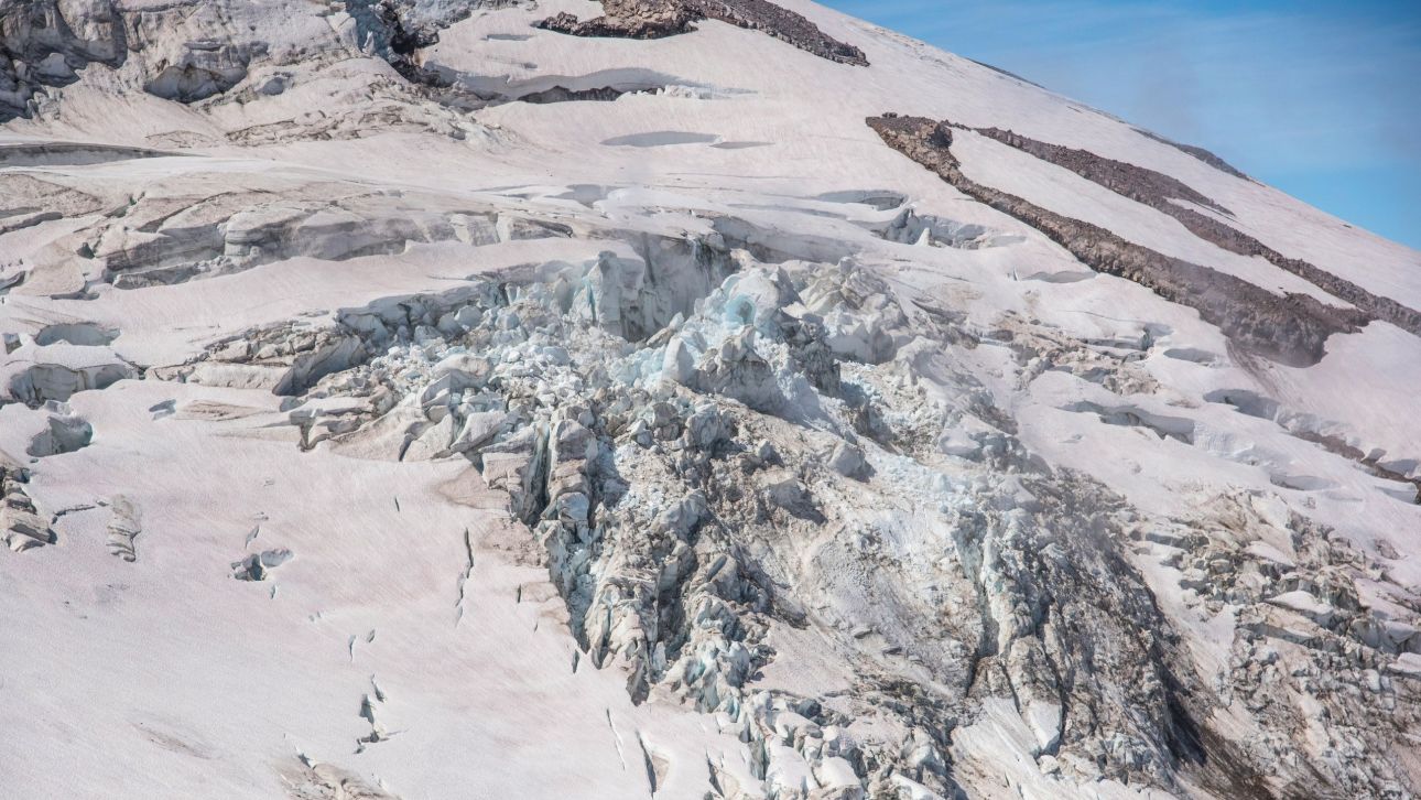 &Delta;&upsilon;&omicron; &sigma;&kappa;&iota;έ&rho; &epsilon;&nu;&tau;&omicron;&pi;ί&sigma;&theta;&eta;&kappa;&alpha;&nu; &nu;&epsilon;&kappa;&rho;&omicron;ί &sigma;&tau;&eta;&nu; &beta;ό&rho;&epsilon;&iota;&alpha; &Iota;&tau;&alpha;&lambda;ί&alpha;