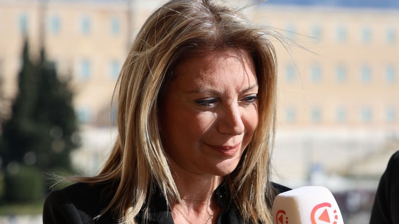 &Chi;&omega;&rho;ί&sigmaf; &omicron;&mu;&iota;&lambda;ί&alpha; &eta; &Kappa;&alpha;&rho;&upsilon;&sigma;&tau;&iota;&alpha;&nu;&omicron;ύ &sigma;&tau;&eta; &sigma;&upsilon;&gamma;&kappa;έ&nu;&tau;&rho;&omega;&sigma;&eta; &gamma;&iota;&alpha; &tau;&alpha; &Tau;έ&mu;&pi;&eta;: &laquo;&Alpha;&iota;&sigma;&theta;ά&nu;&theta;&eta;&kappa;&alpha; ό&tau;&iota; &delta;&epsilon;&nu; ή&theta;&epsilon;&lambda;&alpha;&nu; &nu;&alpha; &mu;&iota;&lambda;ή&sigma;&omega;&raquo;