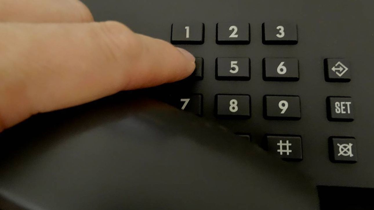 &Theta;&epsilon;&sigma;&sigma;&alpha;&lambda;&omicron;&nu;ί&kappa;&eta;: 20&chi;&rho;&omicron;&nu;&eta; &sigma;&epsilon; &kappa;ύ&kappa;&lambda;&omega;&mu;&alpha; &alpha;&pi;ά&tau;&eta;&sigmaf; &eta;&lambda;&iota;&kappa;&iota;&omega;&mu;έ&nu;&omega;&nu; - 250.000 &epsilon;&upsilon;&rho;ώ &lambda;&epsilon;ί&alpha; &sigma;&epsilon; &epsilon;&nu;ά&mu;&iota;&sigma;&eta; &mu;ή&nu;&alpha;