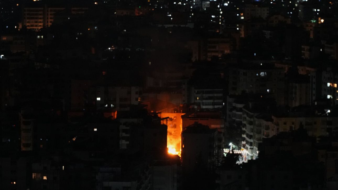 &Delta;&iota;&epsilon;&upsilon;&rho;ύ&nu;&epsilon;&tau;&alpha;&iota; &omicron; &pi;ό&lambda;&epsilon;&mu;&omicron;&sigmaf; &sigma;&tau;&eta; &Mu;έ&sigma;&eta; &Alpha;&nu;&alpha;&tau;&omicron;&lambda;ή:&Pi;&upsilon;&rho;&alpha;&upsilon;&lambda;&iota;&kappa;έ&sigmaf; &epsilon;&pi;&iota;&theta;έ&sigma;&epsilon;&iota;&sigmaf; &sigma;&tau;&eta;&nu; &Iota;&epsilon;&rho;&omicron;&upsilon;&sigma;&alpha;&lambda;ή, &beta;&omicron;&mu;&beta;&alpha;&rho;&delta;&iota;&sigma;&mu;&omicron;ί &sigma;&epsilon; &Tau;&epsilon;&chi;&epsilon;&rho;ά&nu;&eta;