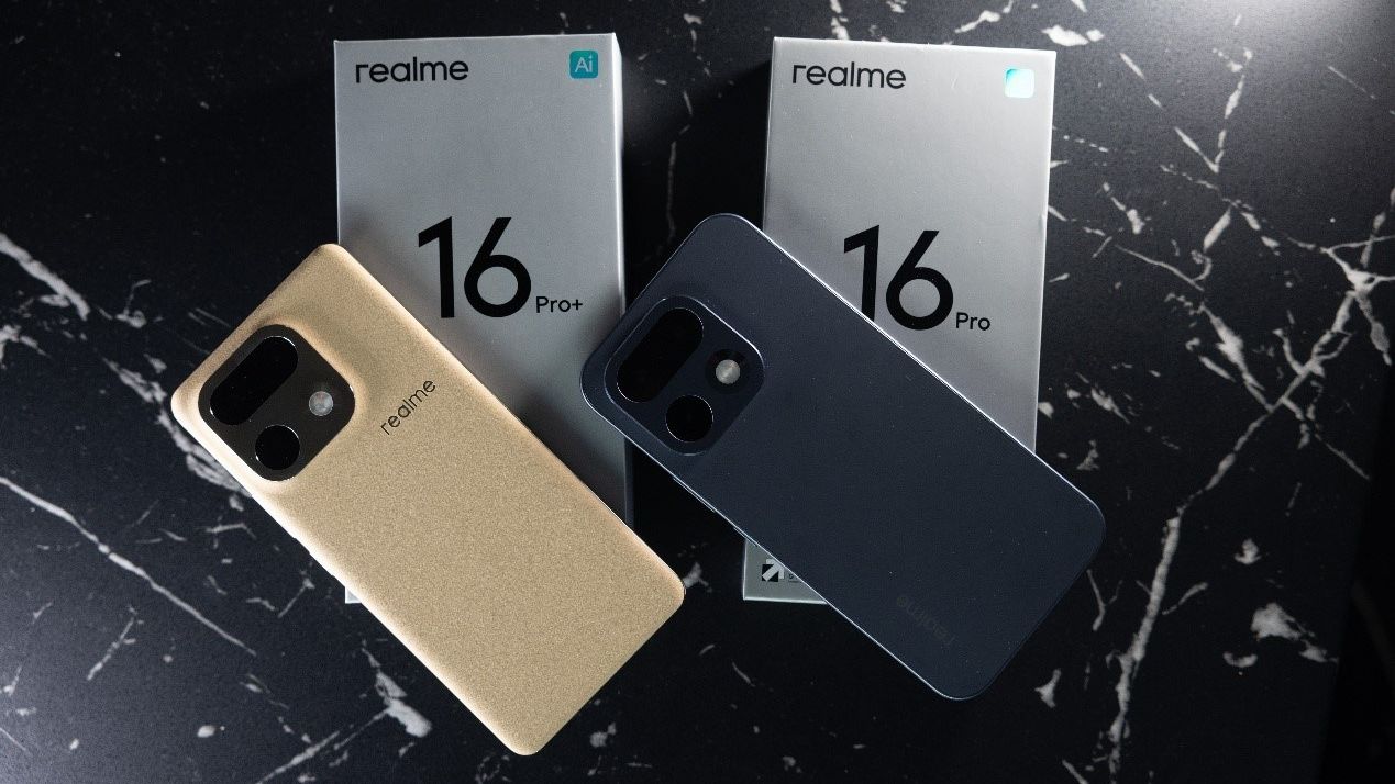 Realme 16 Pro series: &gamma;&iota;&alpha; ό&sigma;&omicron;&upsilon;&sigmaf; &theta;έ&lambda;&omicron;&upsilon;&nu; έ&nu;&alpha; ό&mu;&omicron;&rho;&phi;&omicron; &sigma;&chi;&epsilon;&delta;&iota;&alpha;&sigma;&mu;ό &kappa;&alpha;&iota; &kappa;&omicron;&rho;&upsilon;&phi;&alpha;ί&alpha; &kappa;ά&mu;&epsilon;&rho;&alpha;