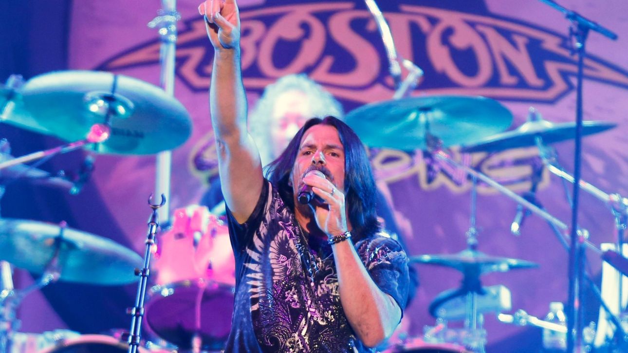 Πέθανε ο τραγουδιστής των Boston Τόμι ΝτεΚάρλο σε ηλικία 60 ετών