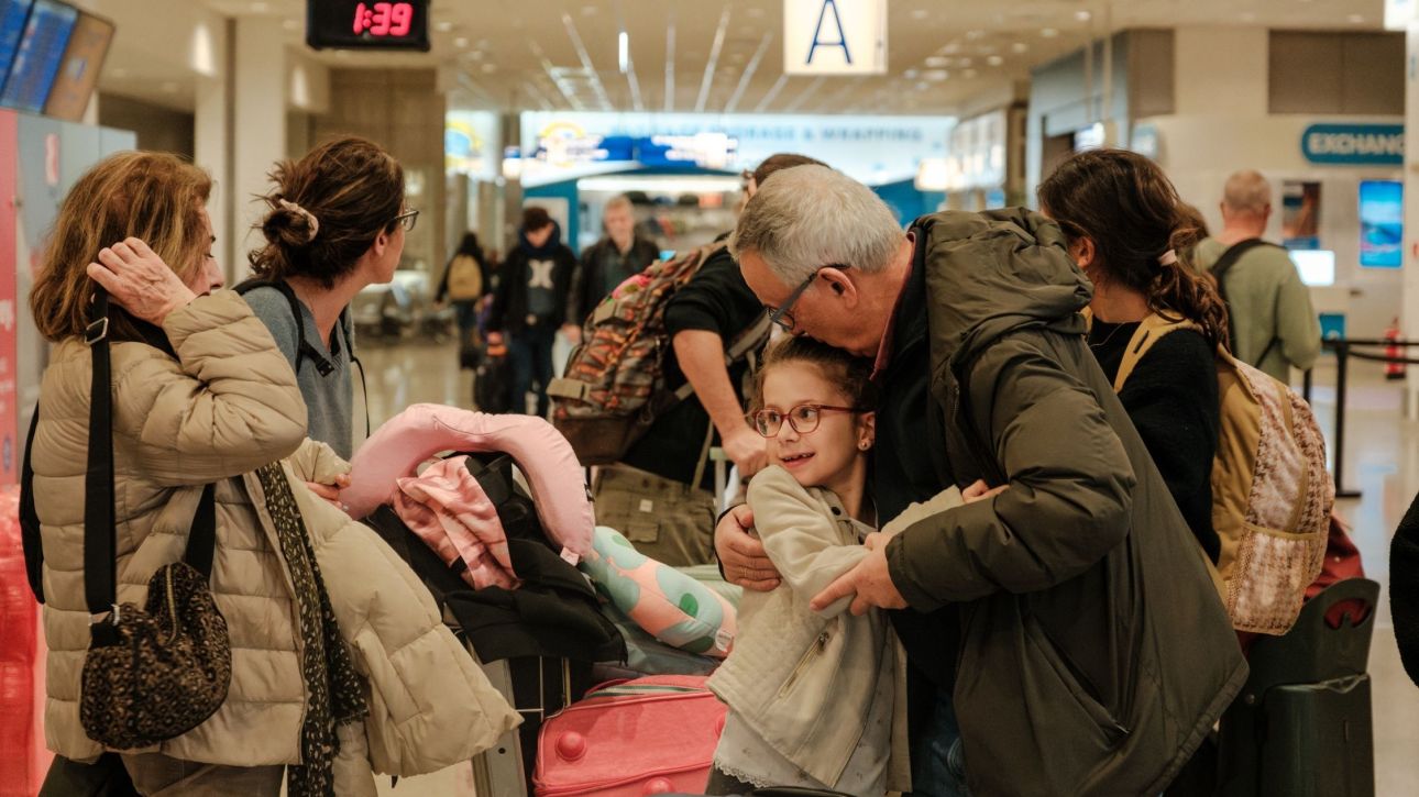 &Delta;ύ&omicron; &pi;&tau;ή&sigma;&epsilon;&iota;&sigmaf; &alpha;&kappa;ό&mu;&eta; &epsilon;&pi;&alpha;&nu;&alpha;&pi;&alpha;&tau;&rho;&iota;&sigma;&mu;&omicron;ύ &alpha;&pi;ό &Nu;&tau;&omicron;&upsilon;&mu;&pi;ά&iota; &kappa;&alpha;&iota; &Nu;&tau;ό&chi;&alpha;