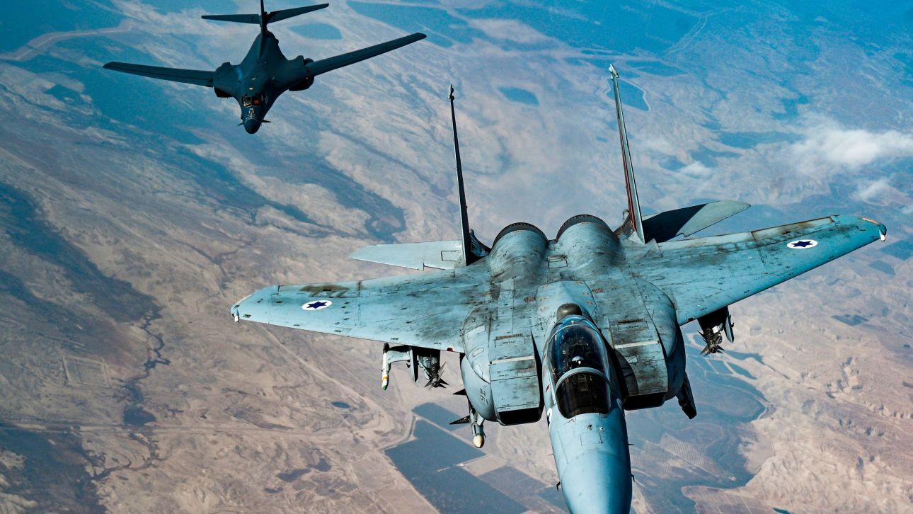 &laquo;&Chi;&tau;&upsilon;&pi;ή&sigma;&tau;&epsilon; &delta;&upsilon;&nu;&alpha;&tau;ά&raquo;: &Eta; &sigma;&upsilon;&nu;&omicron;&mu;&iota;&lambda;ί&alpha; &iota;&sigma;&rho;&alpha;&eta;&lambda;&iota;&nu;&omicron;ύ &kappa;&alpha;&iota; &alpha;&mu;&epsilon;&rho;&iota;&kappa;&alpha;&nu;&omicron;ύ &pi;&iota;&lambda;ό&tau;&omicron;&upsilon; &sigma;&tau;&omicron;&nu; &pi;ό&lambda;&epsilon;&mu;&omicron; &sigma;&tau;&omicron; &Iota;&rho;ά&nu;