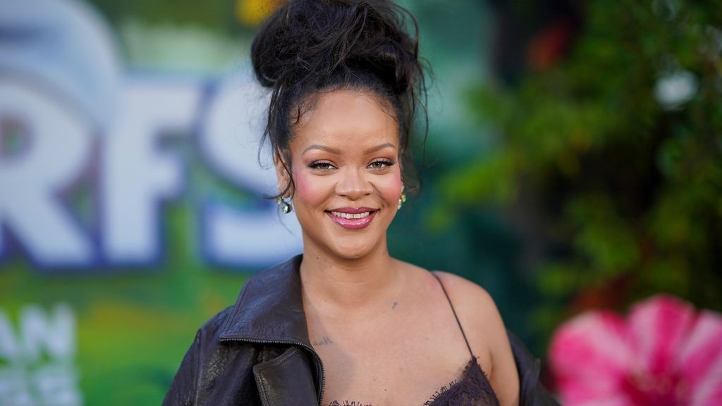 Η Rihanna και η οικογένειά της βρίσκονταν στο σπίτι την ώρα των πυροβολισμών