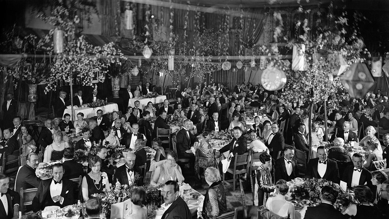 Όλα όσα συνέβησαν στην πρώτη απονομή των Όσκαρ το 1929, που κράτησε μόλις 15 λεπτά