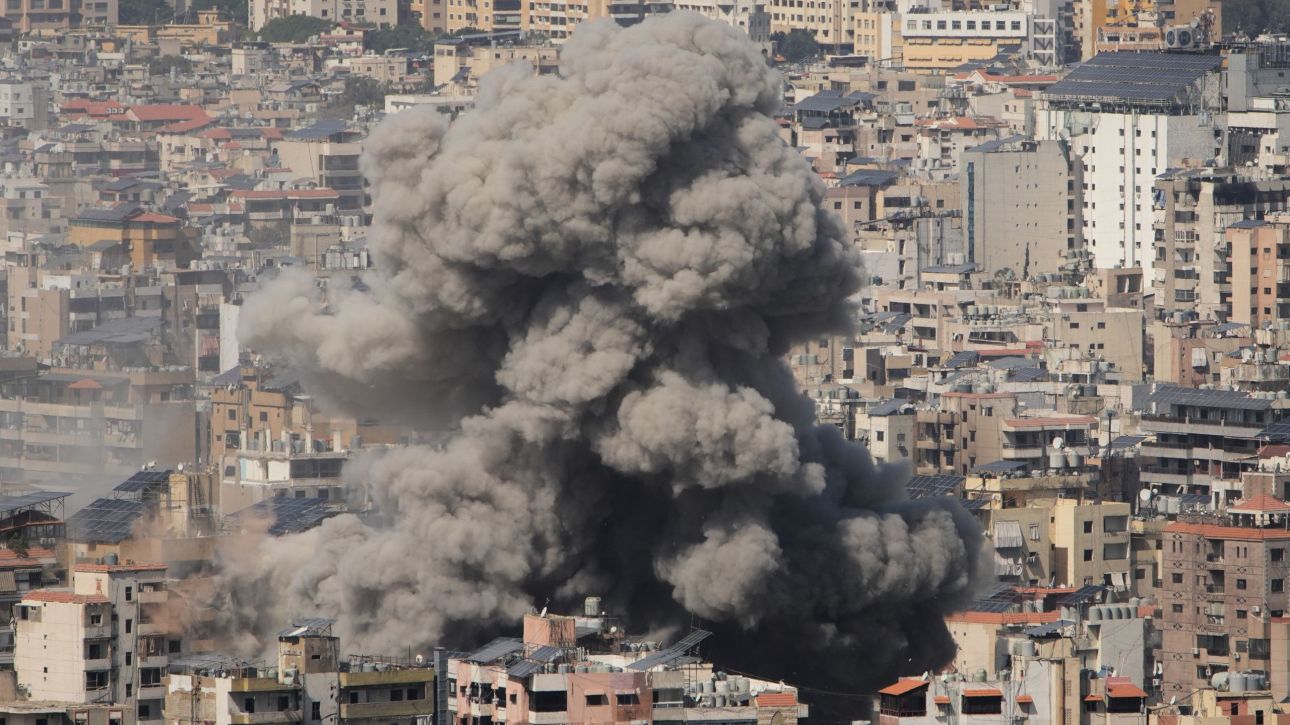 Διαδηλώσεις στην Τεχεράνη, το Ισραήλ απειλεί με επιθέσεις - Στα 100 δολάρια το πετρέλαιο