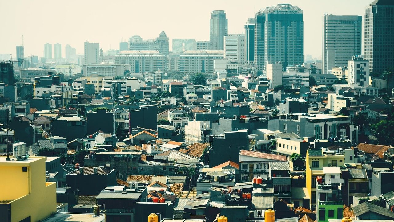 Η πιο πυκνοκατοικημένη πόλη του πλανήτη κινδυνεύει να έχει σχεδόν βυθιστεί μέχρι το 2050