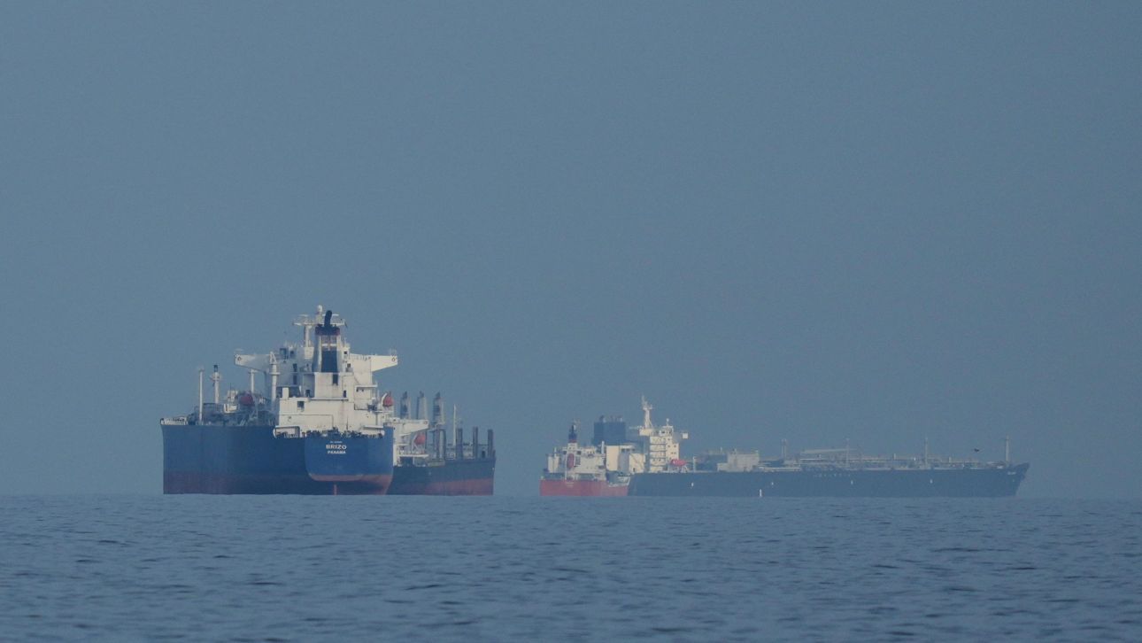 Το Ιράν ενέκρινε την πληρωμή διοδίων σε ριάλ για τη διέλευση πλοίων από τα Στενά του Ορμούζ