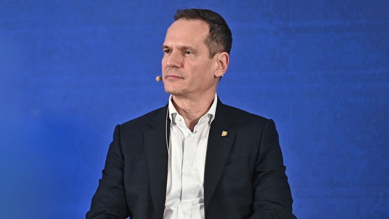 &Mu;&alpha;&nu;&omicron;&upsilon;&sigma;ά&kappa;&eta;&sigmaf; (&Alpha;&Delta;&Mu;&Eta;&Epsilon;): &Kappa;&alpha;&tau;&alpha;&lambda;&upsilon;&tau;&iota;&kappa;ό&sigmaf; &omicron; &rho;ό&lambda;&omicron;&sigmaf; &tau;&eta;&sigmaf; &eta;&lambda;&epsilon;&kappa;&tau;&rho;&iota;&kappa;ή&sigmaf; &delta;&iota;&alpha;&sigma;ύ&nu;&delta;&epsilon;&sigma;&eta;&sigmaf; &Kappa;&rho;ή&tau;&eta;&sigmaf;