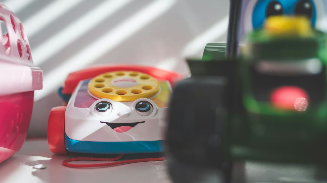 &laquo;&Kappa;&alpha;&mu;&pi;&alpha;&nu;ά&kappa;&iota;&raquo; &alpha;&pi;ό &epsilon;&rho;&epsilon;&upsilon;&nu;&eta;&tau;έ&sigmaf;: &Alpha;&upsilon;&sigma;&tau;&eta;&rho;ό&tau;&epsilon;&rho;&omicron;&iota; &kappa;&alpha;&nu;ό&nu;&epsilon;&sigmaf; &gamma;&iota;&alpha; &tau;&alpha; &pi;&alpha;&iota;&chi;&nu;ί&delta;&iota;&alpha; AI &pi;&omicron;&upsilon; &laquo;&sigma;&upsilon;&nu;&omicron;&mu;&iota;&lambda;&omicron;ύ&nu;&raquo; &mu;&epsilon; &pi;&alpha;&iota;&delta;&iota;ά