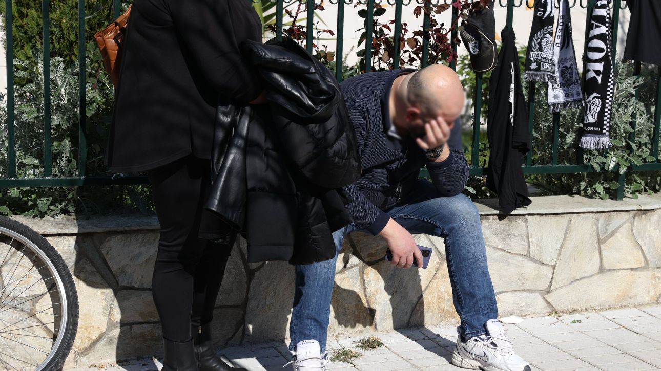 &Delta;&omicron;&lambda;&omicron;&phi;&omicron;&nu;ί&alpha; 20&chi;&rho;&omicron;&nu;&omicron;&upsilon; &sigma;&tau;&eta; &Theta;&epsilon;&sigma;&sigma;&alpha;&lambda;&omicron;&nu;ί&kappa;&eta;: &Sigma;&tau;&eta;&nu; &Alpha;&nu;&alpha;&kappa;&rho;ί&tau;&rho;&iota;&alpha; &omicron; 19&chi;&rho;&omicron;&nu;&omicron;&sigmaf; &phi;ί&lambda;&omicron;&sigmaf; &tau;&omicron;&upsilon; &theta;ύ&mu;&alpha;&tau;&omicron;&sigmaf; &pi;&omicron;&upsilon; &alpha;&nu;&alpha;&zeta;&eta;&tau;&omicron;ύ&nu;&tau;&alpha;&nu;