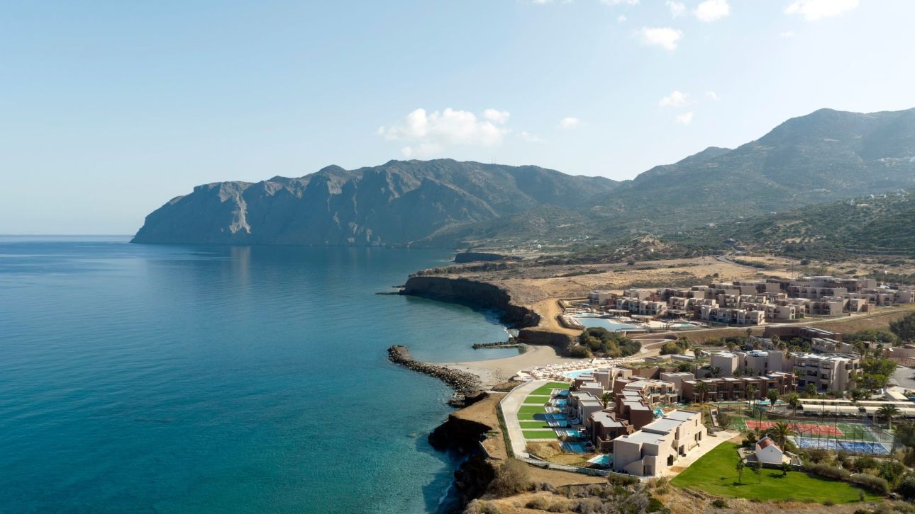 Η Ella Resorts υποδέχεται τη σεζόν με νέο παραθαλάσσιο resort και κορυφαίες signature εμπειρίες