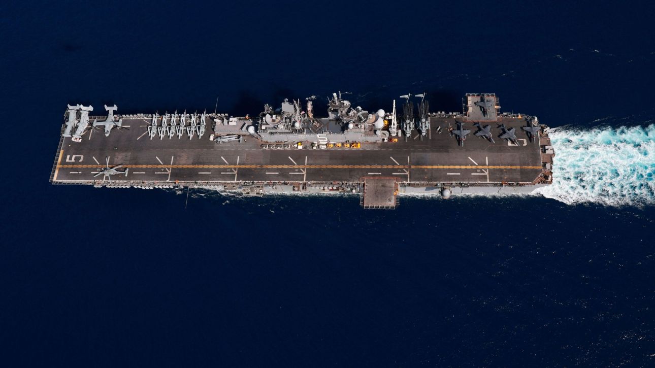 Μικρή η κίνηση στα Στενά του Ορμούζ μετά την εκεχειρία - Τι αναφέρει αναλυτής στο CNNi