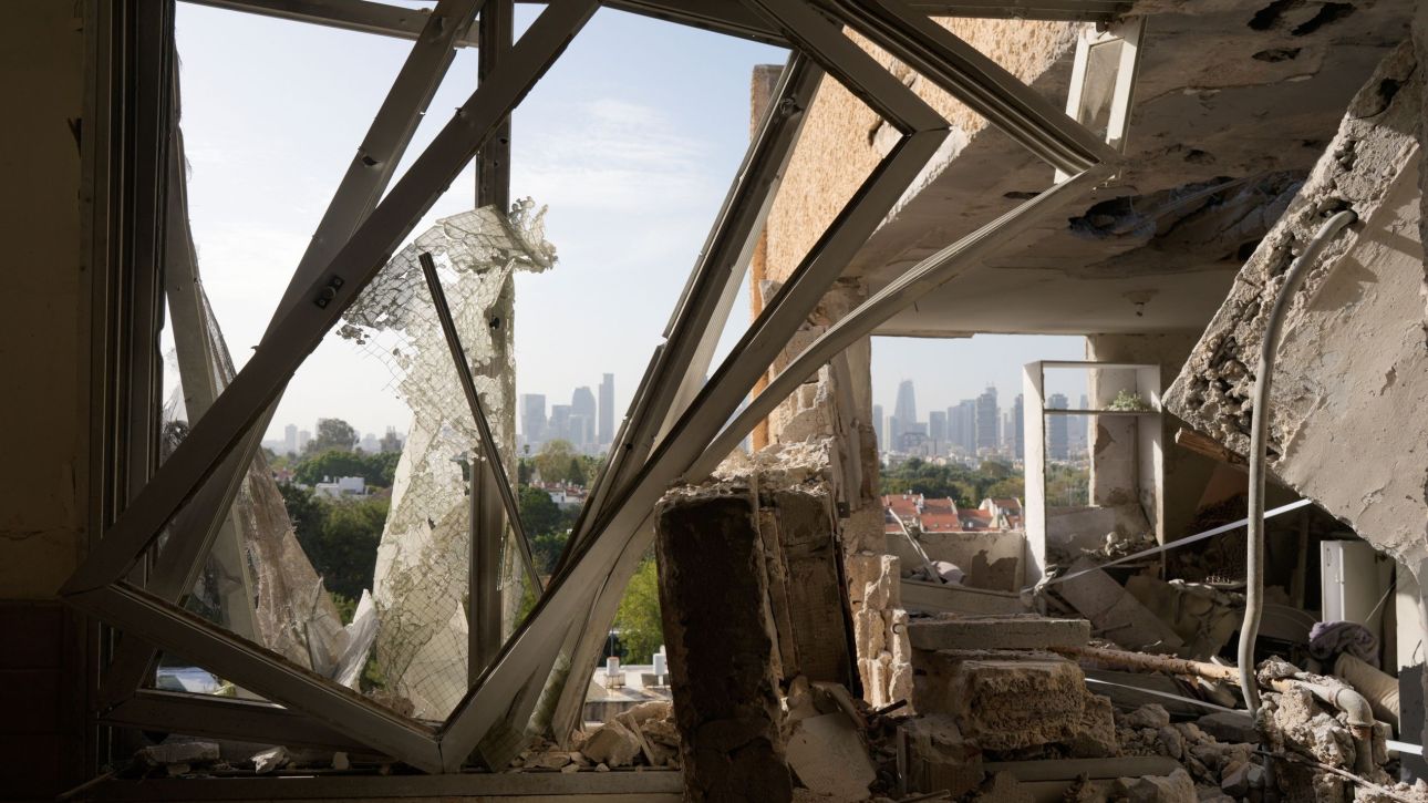 &Iota;&rho;&alpha;&nu;&iota;&kappa;ή &beta;ό&mu;&beta;&alpha; &delta;&iota;&alpha;&sigma;&pi;&omicron;&rho;ά&sigmaf; &pi;&rho;&omicron;&kappa;ά&lambda;&epsilon;&sigma;&epsilon; &mu;&epsilon;&gamma;ά&lambda;&epsilon;&sigmaf; &upsilon;&lambda;&iota;&kappa;έ&sigmaf; &zeta;&eta;&mu;&iota;έ&sigmaf; &sigma;&epsilon; ά&delta;&epsilon;&iota;&omicron; &nu;&eta;&pi;&iota;&alpha;&gamma;&omega;&gamma;&epsilon;ί&omicron; &sigma;&tau;&omicron; &Iota;&sigma;&rho;&alpha;ή&lambda;