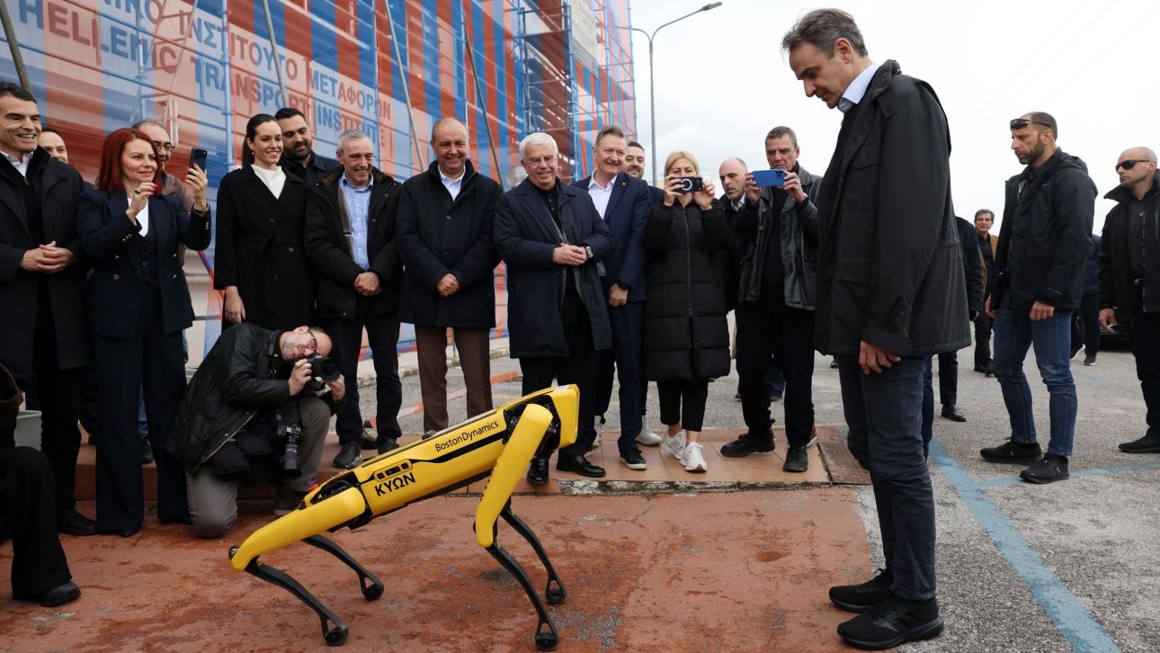 &Theta;&epsilon;&sigma;&sigma;&alpha;&lambda;&omicron;&nu;ί&kappa;&eta;: &Epsilon;&nu;&tau;&upsilon;&pi;&omega;&sigma;&iota;&alpha;&sigma;&mu;έ&nu;&omicron;&sigmaf; &omicron; &Kappa;&upsilon;&rho;&iota;ά&kappa;&omicron;&sigmaf; &Mu;&eta;&tau;&sigma;&omicron;&tau;ά&kappa;&eta;&sigmaf; &alpha;&pi;ό &tau;&omicron; &rho;&omicron;&mu;&pi;ό&tau; &Kappa;&Upsilon;&Omega;&Nu; &pi;&omicron;&upsilon; &tau;&omicron;&nu; &upsilon;&pi;&omicron;&delta;έ&chi;&theta;&eta;&kappa;&epsilon;