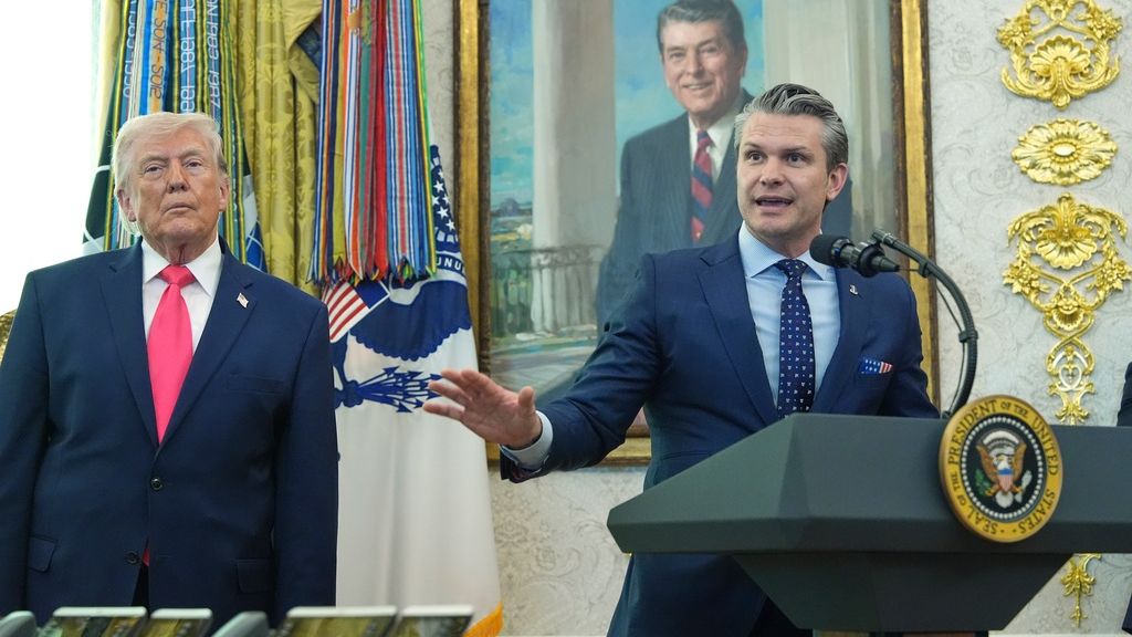 Χέγκσεθ: «Διαπραγματεύομαστε με βόμβες» στη σύγκρουση με το Ιράν