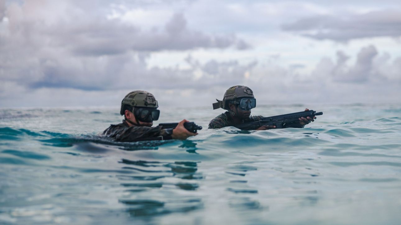 Ασκήσεις ετοιμότητας από Αμερικανούς πεζοναύτες στη βάση Ντιέγκο Γκαρσία