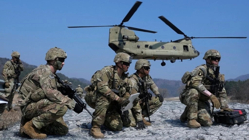 Βίντεο με το ρεσάλτο των Αμερικανών πεζοναυτών μέσα στο ιρανικό πλοίο «Tuska»