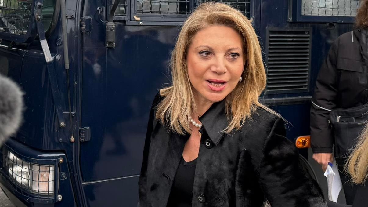 &Tau;έ&mu;&pi;&eta;: &laquo;&Kappa;&alpha;&tau;&eta;&gamma;&omicron;&rho;ώ&raquo; &Kappa;&alpha;&rho;&upsilon;&sigma;&tau;&iota;&alpha;&nu;&omicron;ύ &gamma;&iota;&alpha; &pi;&alpha;&rho;έ&mu;&beta;&alpha;&sigma;&eta; &Sigma;&epsilon;&beta;&alpha;&sigma;&tau;ί&delta;&eta; - &laquo;&Kappa;&alpha;&tau;ά&phi;&omega;&rho;&eta; &pi;&rho;&omicron;&sigma;&beta;&omicron;&lambda;ή &sigma;&tau;&omicron; &Sigma;ύ&nu;&tau;&alpha;&gamma;&mu;&alpha;&raquo;