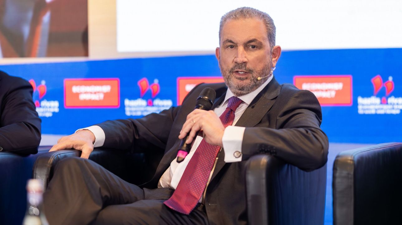 &Epsilon;&xi;ά&rho;&chi;&omicron;&upsilon;: &Omicron;&iota; &mu;&alpha;&kappa;&rho;&omicron;&chi;&rho;ό&nu;&iota;&epsilon;&sigmaf; &sigma;&upsilon;&mu;&phi;&omega;&nu;ί&epsilon;&sigmaf; &pi;&rho;&omicron;&mu;ή&theta;&epsilon;&iota;&alpha;&sigmaf; LNG &kappa;&lambda;&epsilon;&iota;&delta;ί &gamma;&iota;&alpha; &tau;&eta;&nu; &epsilon;&nu;&epsilon;&rho;&gamma;&epsilon;&iota;&alpha;&kappa;ή &alpha;&sigma;&phi;ά&lambda;&epsilon;&iota;&alpha; &tau;&eta;&sigmaf; &Epsilon;&upsilon;&rho;ώ&pi;&eta;&sigmaf;