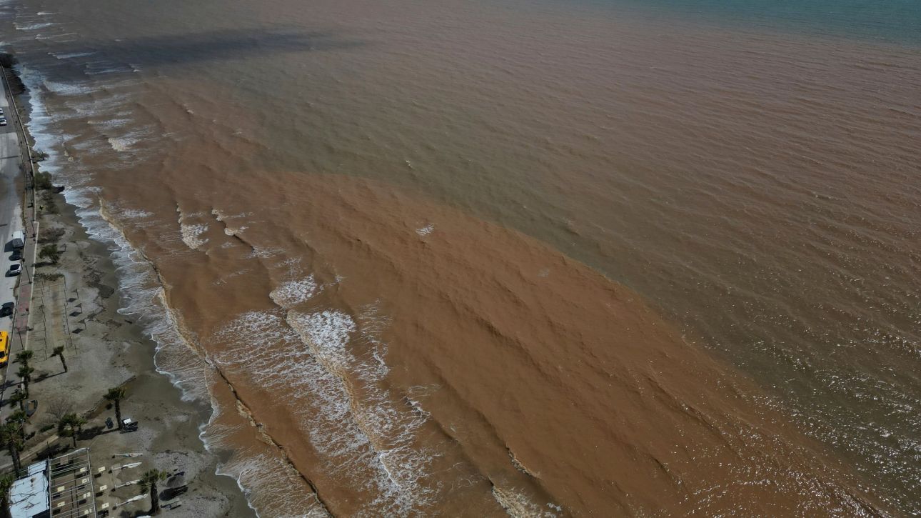 &Kappa;&alpha;&kappa;&omicron;&kappa;&alpha;&iota;&rho;ί&alpha; Erminio: &Eta; &pi;&alpha;&rho;&alpha;&lambda;ί&alpha; &Mu;&alpha;&rho;&alpha;&theta;ώ&nu;&alpha; έ&nu;&alpha;&sigmaf; &alpha;&pi;έ&rho;&alpha;&nu;&tau;&omicron;&sigmaf; &lambda;&alpha;&sigma;&pi;ό&tau;&omicron;&pi;&omicron;&sigmaf;