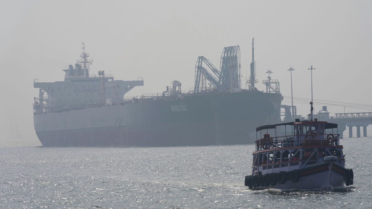 Παγκόσμιο σοκ στην αγορά πετρελαίου - «Φλερτάρει» με τα 110 δολάρια/βαρέλι