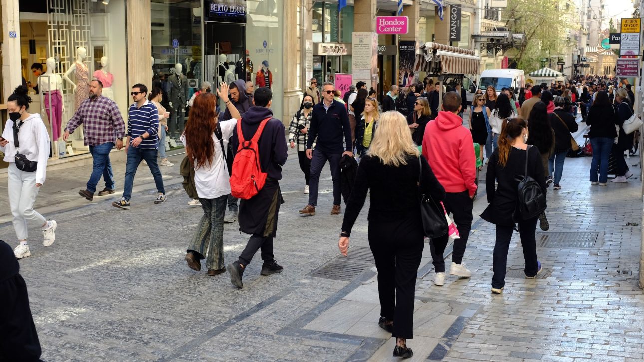 Ο καιρός τη Μεγάλη εβδομάδα: «Ανοιξη προς καλοκαίρι» μέχρι την Μ. Τετάρτη - «Φθινόπωρο» μετά