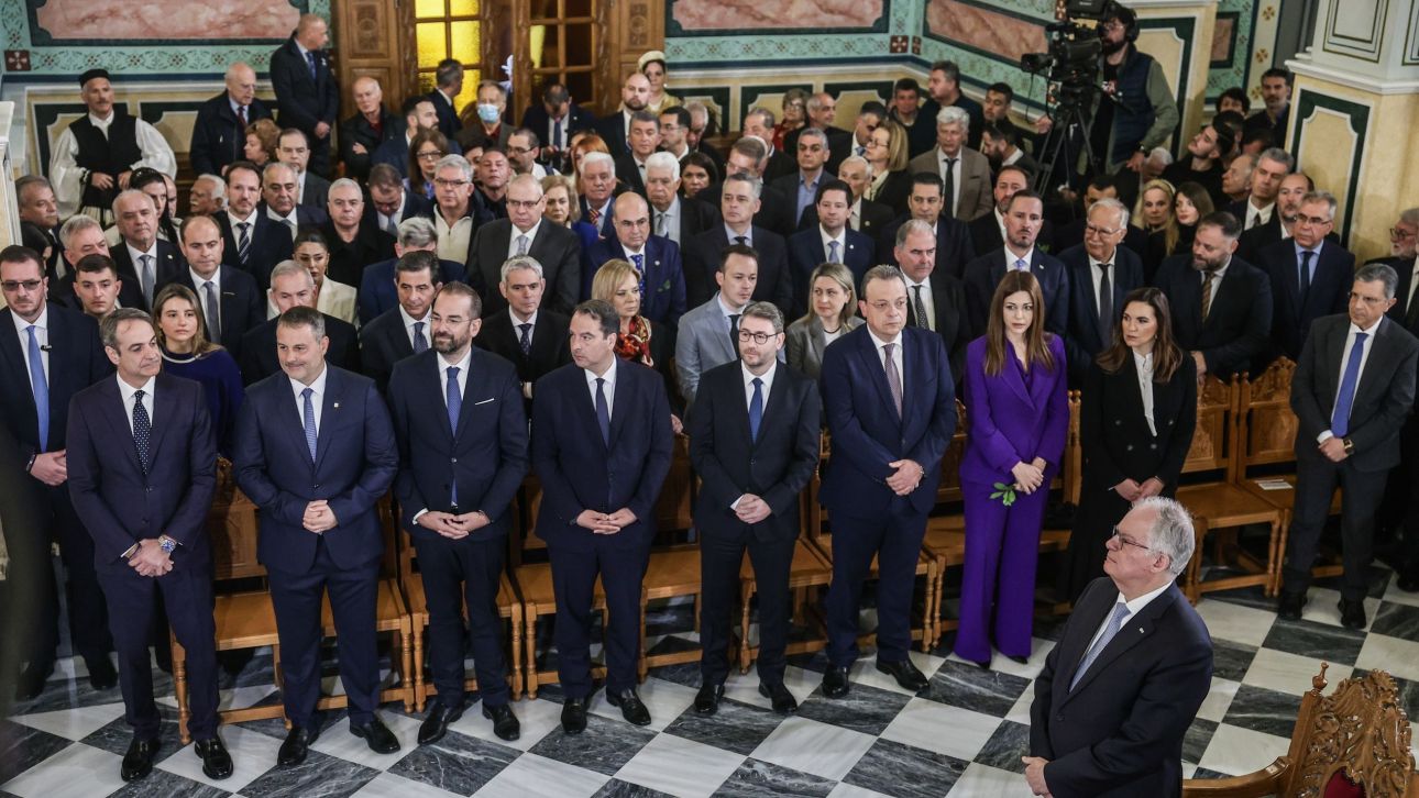 &Mu;&epsilon;&sigma;&omicron;&lambda;ό&gamma;&gamma;&iota;: &Kappa;&omicron;&rho;&upsilon;&phi;ώ&nu;&omicron;&nu;&tau;&alpha;&iota; &omicron;&iota; &epsilon;&kappa;&delta;&eta;&lambda;ώ&sigma;&epsilon;&iota;&sigmaf; &mu;&nu;ή&mu;&eta;&sigmaf; &gamma;&iota;&alpha; &tau;&eta;&nu; &sigma;&upsilon;&mu;&pi;&lambda;ή&rho;&omega;&sigma;&eta; 200 &chi;&rho;ό&nu;&omega;&nu; &alpha;&pi;ό &tau;&eta;&nu; &Eta;&rho;&omega;ϊ&kappa;ή Έ&xi;&omicron;&delta;&omicron;