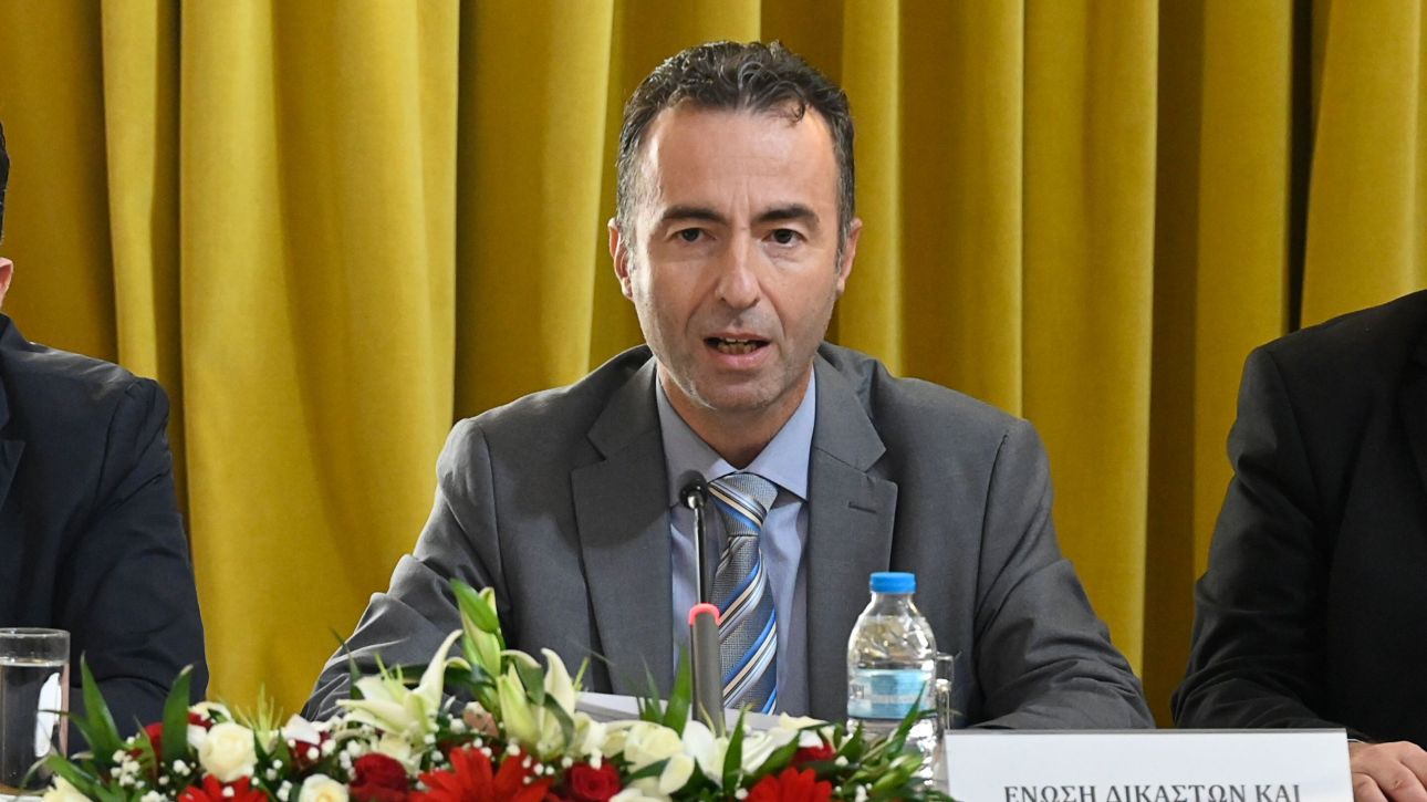 &Epsilon;&pi;ί&theta;&epsilon;&sigma;&eta; &Sigma;&epsilon;&beta;&alpha;&sigma;&tau;ί&delta;&eta; &sigma;&epsilon; &Kappa;&omega;&nu;&sigma;&tau;&alpha;&nu;&tau;&omicron;&pi;&omicron;ύ&lambda;&omicron;&upsilon;: &Zeta;&epsilon;&iota; &gamma;&iota;&alpha; &tau;&eta; &delta;&eta;&mu;&omicron;&sigma;&iota;ό&tau;&eta;&tau;&alpha;, &delta;&epsilon;&nu; &theta;έ&lambda;&epsilon;&iota; &nu;&alpha; &pi;&rho;&omicron;&chi;&omega;&rho;ή&sigma;&epsilon;&iota; &eta; &delta;ί&kappa;&eta; &Tau;&epsilon;&mu;&pi;ώ&nu;