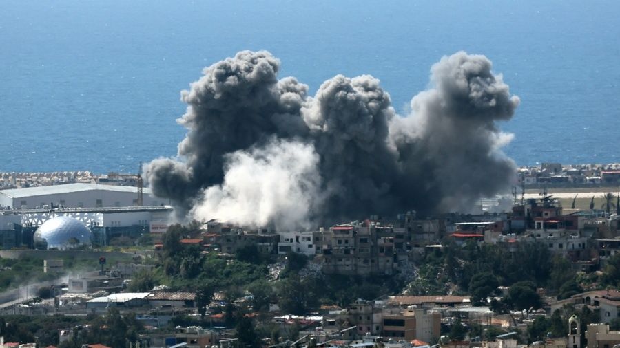 «Αιώνιο Σκότος»: Η αιματηρή επίθεση και το «carpet bombing» του Ισραήλ στον Λίβανο