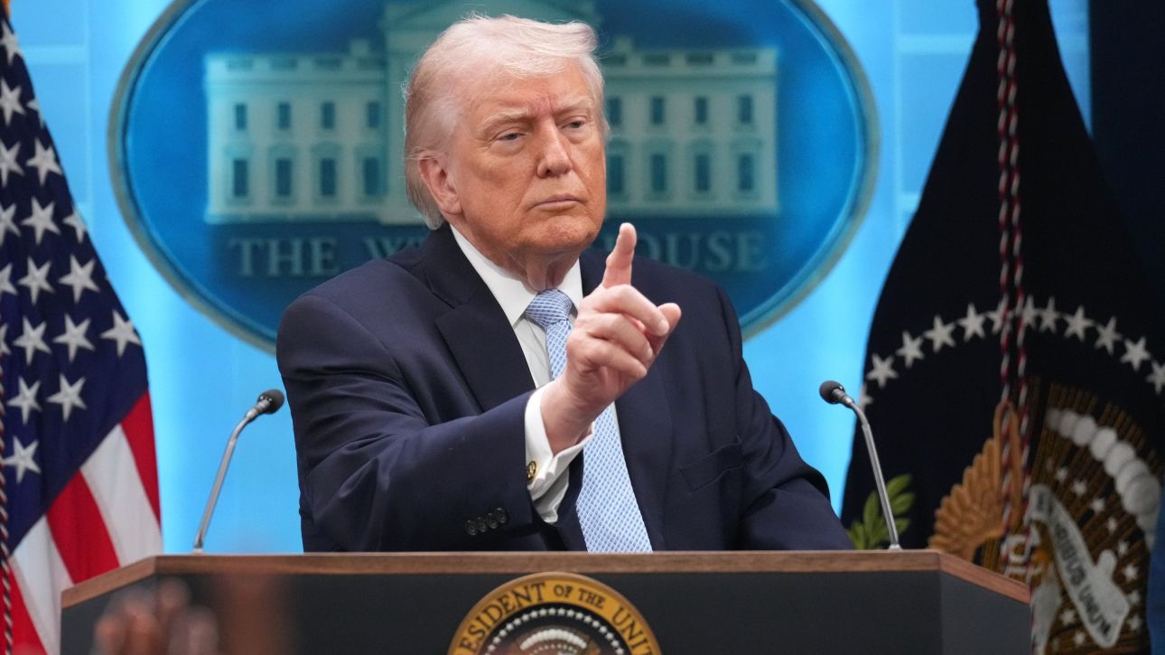 Αισιοδοξία Τραμπ για την εκεχειρία με το Ιράν, αλλά και απειλές για πιθανή κατάρρευση