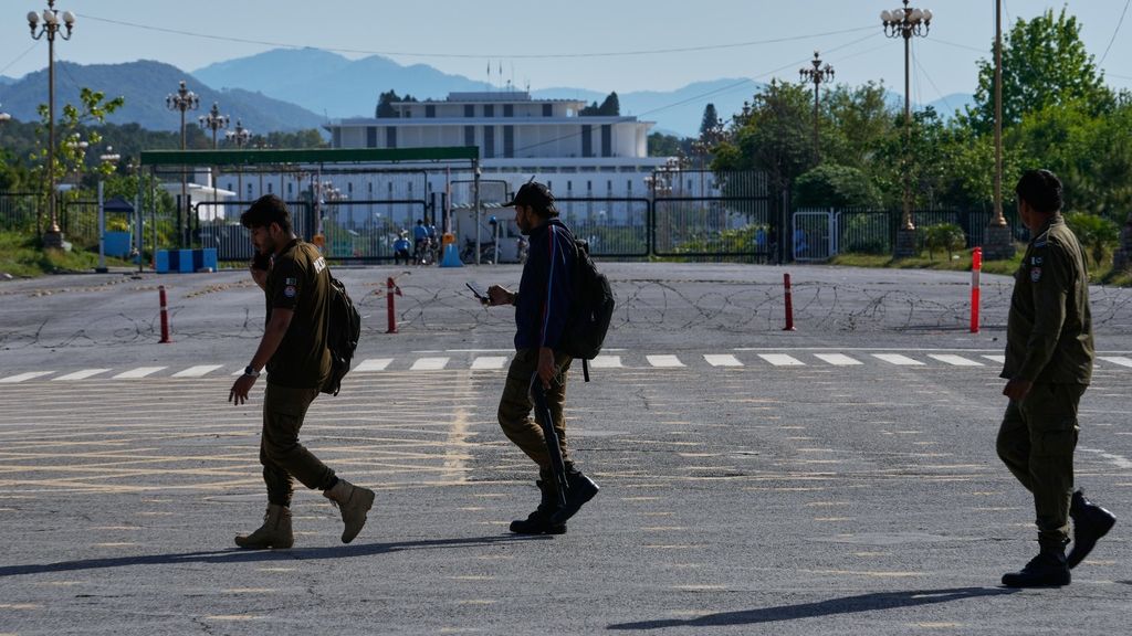 Στο Πακιστάν έφτασε η Ιρανική αντιπροσωπεία - Ο Πρόεδρος του Κοινοβουλίου επικεφαλής