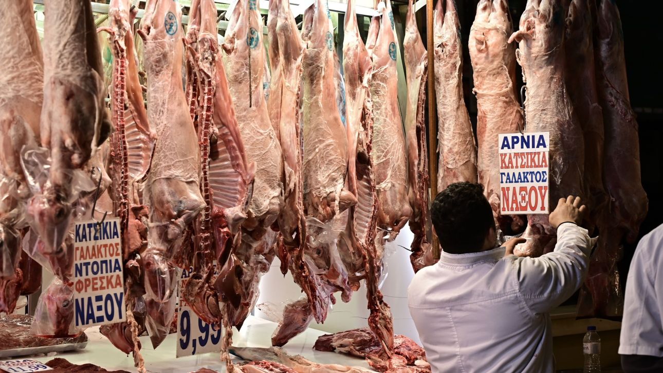 Εορταστικό ωράριο: Στις 18:00 κλείνει η Βαρβάκειος - Τι ώρα κλείνουν τα σούπερ μάρκετ