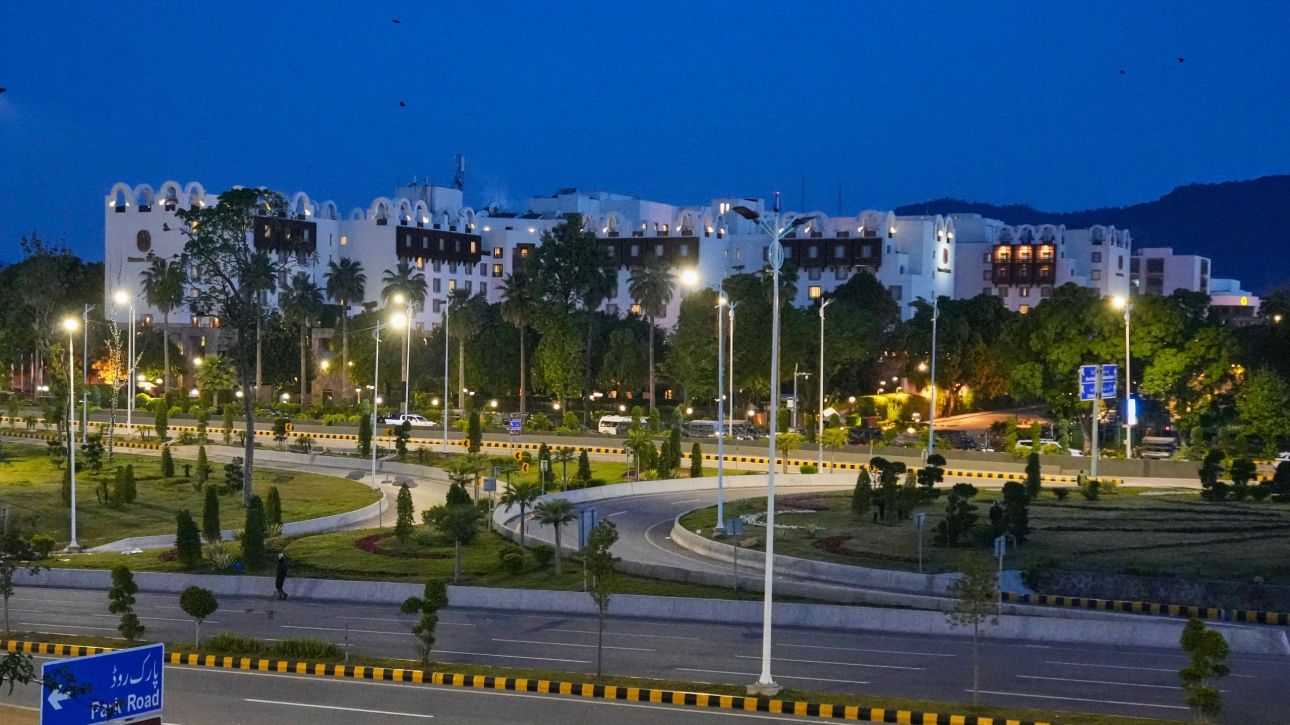 &Tau;&omicron; &Pi;&alpha;&kappa;&iota;&sigma;&tau;ά&nu; &pi;&rho;&omicron;&sigma;&pi;&alpha;&theta;&epsilon;ί &nu;&alpha; &epsilon;&pi;&alpha;&nu;&alpha;&phi;έ&rho;&epsilon;&iota; &sigma;&tau;&iota;&sigmaf; &sigma;&upsilon;&nu;&omicron;&mu;&iota;&lambda;ί&epsilon;&sigmaf; &Iota;&rho;ά&nu; &kappa;&alpha;&iota; &Eta;&Pi;&Alpha;