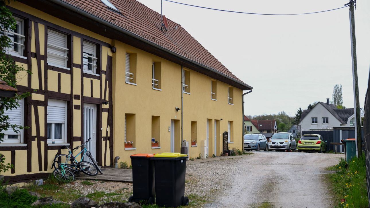 &Gamma;&alpha;&lambda;&lambda;ί&alpha;: &Pi;&rho;&omicron;&phi;&upsilon;&lambda;&alpha;&kappa;ί&sigma;&tau;&eta;&kappa;&epsilon; &omicron; &pi;&alpha;&tau;έ&rho;&alpha;&sigmaf; &pi;&omicron;&upsilon; &kappa;&rho;&alpha;&tau;&omicron;ύ&sigma;&epsilon; &kappa;&lambda;&epsilon;&iota;&delta;&omega;&mu;έ&nu;&omicron; &tau;&omicron;&nu; 9&chi;&rho;&omicron;&nu;&omicron; &gamma;&iota;&omicron; &tau;&omicron;&upsilon; &mu;έ&sigma;&alpha; &sigma;&epsilon; &beta;&alpha;&nu; &alpha;&pi;ό &tau;&omicron; 2024