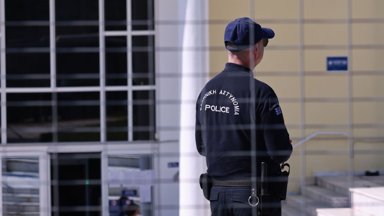 &Alpha;ί&gamma;&iota;&omicron;: Ά&gamma;&rho;&iota;&omicron;&sigmaf; &xi;&upsilon;&lambda;&omicron;&delta;&alpha;&rho;&mu;ό&sigmaf; &delta;ύ&omicron; &nu;&epsilon;&alpha;&rho;ώ&nu; &sigma;&epsilon; &mu;&pi;&alpha;&rho; &alpha;&pi;ό &omicron;&mu;ά&delta;&alpha; 30 &kappa;&omicron;&upsilon;&kappa;&omicron;&upsilon;&lambda;&omicron;&phi;ό&rho;&omega;&nu;