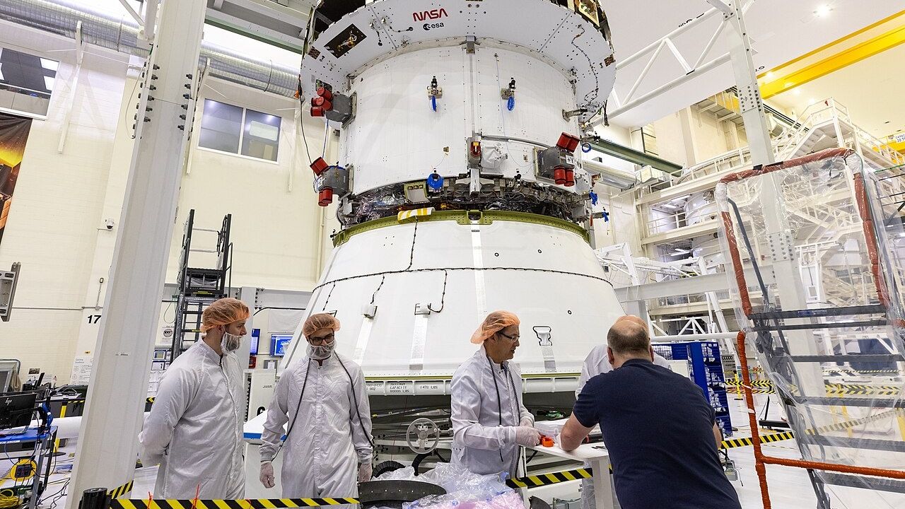 &Tau;&iota; &xi;έ&rho;&omicron;&upsilon;&mu;&epsilon; &gamma;&iota;&alpha; &tau;&iota;&sigmaf; &alpha;&pi;&omicron;&sigma;&tau;&omicron;&lambda;έ&sigmaf; Artemis III &kappa;&alpha;&iota; Artemis IV &tau;&eta;&sigmaf; NASA &pi;&omicron;&upsilon; &epsilon;&tau;&omicron;&iota;&mu;ά&zeta;&omicron;&nu;&tau;&alpha;&iota; &gamma;&iota;&alpha; &tau;&omicron; 2027-28