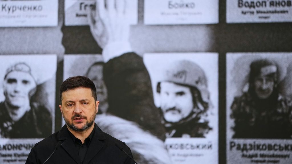 Στον Ζελένσκι και τον ουκρανικό λαό απονεμήθηκε το βραβείο Ρούζβελτ για τον αγώνα για ελευθερία