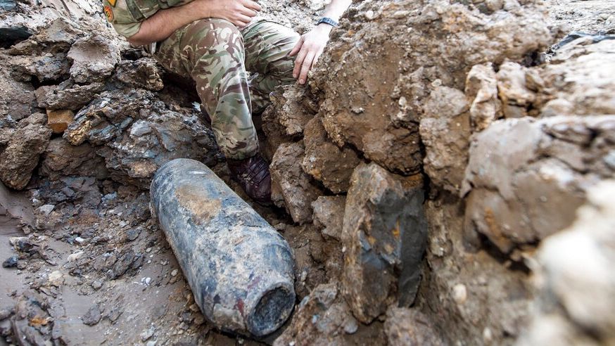 Τεράστια επιχείρηση εξουδετέρωσης βόμβας του Β' Παγκοσμίου Πολέμου κοντά στο Παρίσι