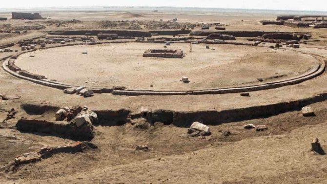 Ένας τέλεια στρογγυλός ναός που αποκαλύφθηκε στην Αίγυπτο χρησιμοποιούνταν σε ιερές τελετές με νερό