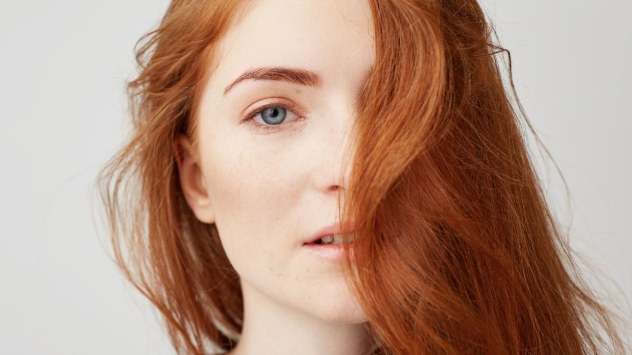 Περισσότεροι κοκκινομάλληδες, αυξημένες ανοσίες: Τι έδειξε μελέτη αρχαίου DNA για τη φυσική επιλογή