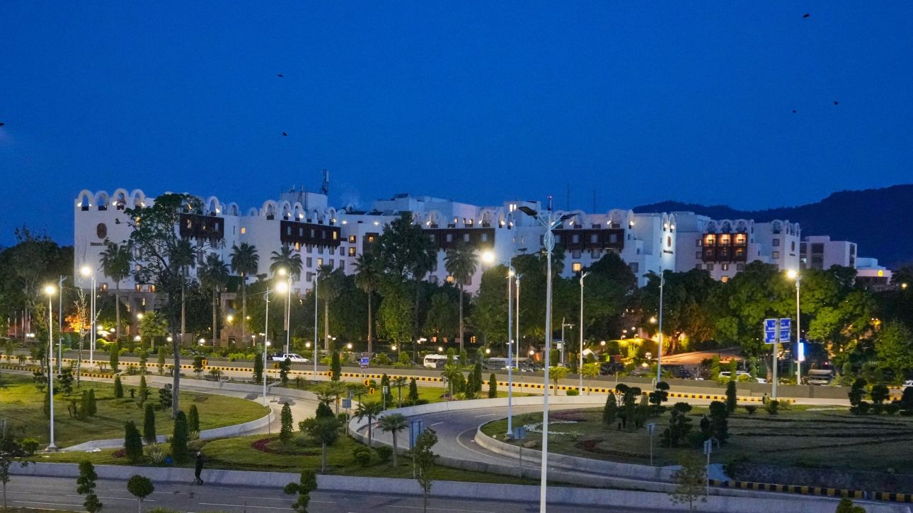 &Nu;έ&epsilon;&sigmaf; &alpha;&pi;&epsilon;&iota;&lambda;έ&sigmaf; &alpha;&pi;ό &Eta;&Pi;&Alpha; &kappa;&alpha;&iota; &Iota;&rho;ά&nu; &lambda;ί&gamma;&omicron; &pi;&rho;&iota;&nu; &tau;&iota;&sigmaf; &sigma;&upsilon;&nu;&omicron;&mu;&iota;&lambda;ί&epsilon;&sigmaf; &sigma;&tau;&omicron; &Pi;&alpha;&kappa;&iota;&sigma;&tau;ά&nu; - &Gamma;&rho;ί&phi;&omicron;&sigmaf; &eta; &sigma;&tau;ά&sigma;&eta; &tau;&eta;&sigmaf; &Tau;&epsilon;&chi;&epsilon;&rho;ά&nu;&eta;&sigmaf;