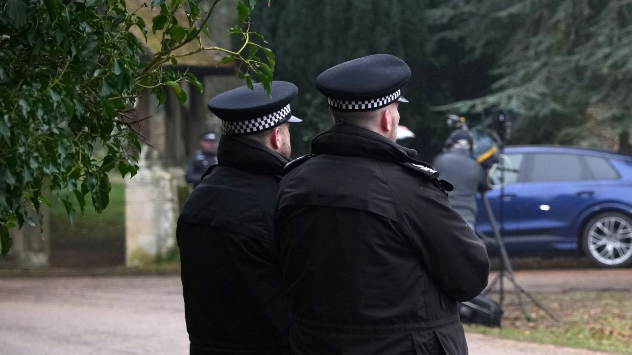 &Beta;&rho;&epsilon;&tau;&alpha;&nu;ί&alpha;: Έ&rho;&epsilon;&upsilon;&nu;&alpha; &gamma;&iota;&alpha; &tau;&rho;&epsilon;&iota;&sigmaf; &epsilon;&tau;&alpha;&iota;&rho;&epsilon;ί&epsilon;&sigmaf; &gamma;&iota;&alpha; &alpha;&pi;ά&tau;&eta; &sigma;&epsilon; &pi;&rho;ό&gamma;&rho;&alpha;&mu;&mu;&alpha; &kappa;&alpha;&tau;&alpha;&pi;&omicron;&lambda;έ&mu;&eta;&sigma;&eta;&sigmaf; &tau;&eta;&sigmaf; &epsilon;&nu;&epsilon;&rho;&gamma;&epsilon;&iota;&alpha;&kappa;ή&sigmaf; &phi;&tau;ώ&chi;&epsilon;&iota;&alpha;&sigmaf;