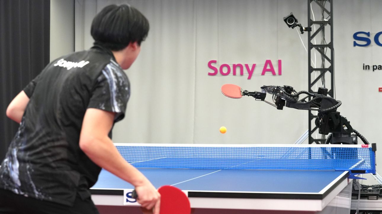 Ρομπότ κερδίζει τοπ επαγγελματίες στο πινγκ πονγκ - Ο κατασκευαστής του το χαρακτηρίζει ως ορόσημο