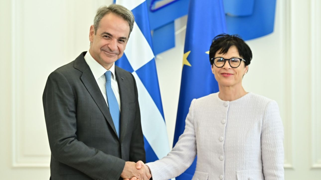 &Sigma;&upsilon;&nu;ά&nu;&tau;&eta;&sigma;&eta; &Mu;&eta;&tau;&sigma;&omicron;&tau;ά&kappa;&eta; &mu;&epsilon; &Epsilon;&upsilon;&rho;&omega;&pi;&alpha;ί&alpha; &Epsilon;&pi;ί&tau;&rho;&omicron;&pi;&omicron; &Delta;&iota;&epsilon;ύ&rho;&upsilon;&nu;&sigma;&eta;&sigmaf;: &Sigma;&tau;&omicron; &epsilon;&pi;ί&kappa;&epsilon;&nu;&tau;&rho;&omicron; &eta; &epsilon;&nu;&sigma;&omega;&mu;ά&tau;&omega;&sigma;&eta; &tau;&omega;&nu; &Delta;. &Beta;&alpha;&lambda;&kappa;&alpha;&nu;ί&omega;&nu;