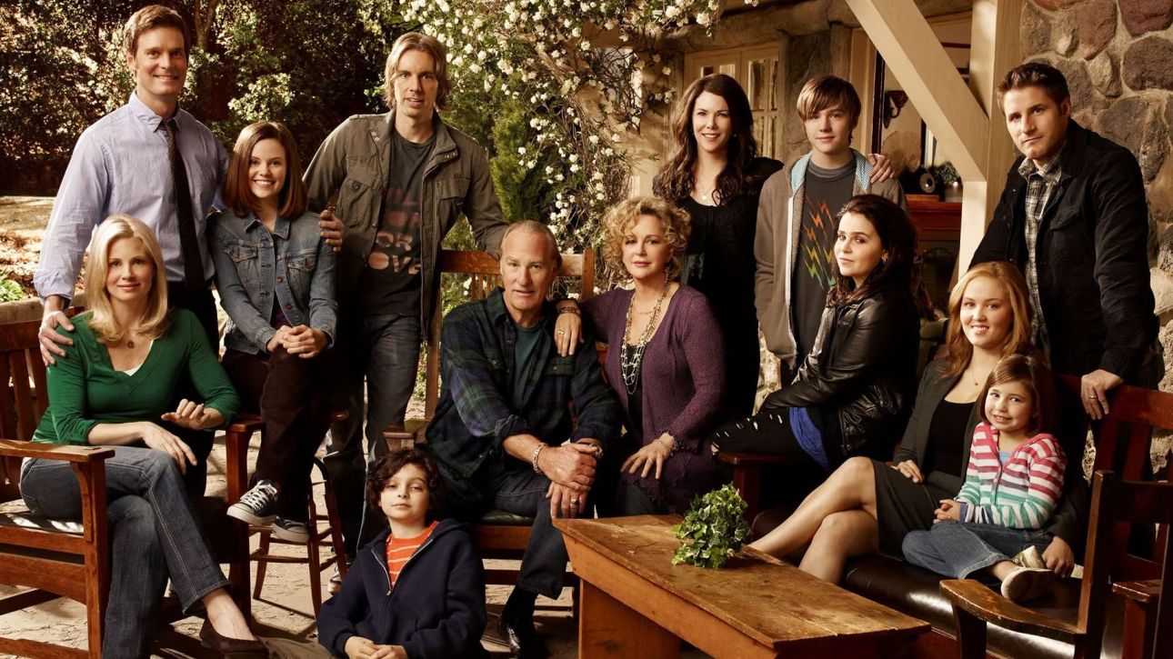 Η δημοφιλής οικογενειακή σειρά που «χάνεται» την Πρωτομαγιά και όσα ακόμη φεύγουν από το Netflix