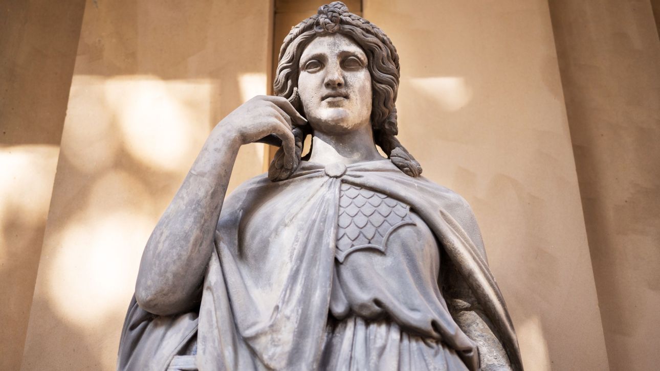 Σημαντική αρχαιολογική ανακάλυψη: Άγαλμα της Αθηνάς ύψους 2 μέτρων βρέθηκε στην Τουρκία