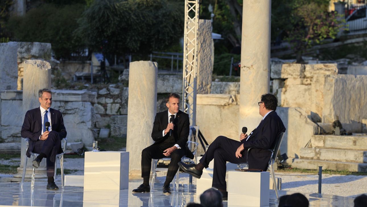 &Mu;&alpha;&kappa;&rho;ό&nu;: &laquo;Ό&tau;&alpha;&nu; &eta; &Epsilon;&upsilon;&rho;ώ&pi;&eta; &epsilon;ί&nu;&alpha;&iota; &epsilon;&nu;&omega;&mu;έ&nu;&eta; &alpha;&pi;&omicron;&tau;&epsilon;&lambda;&epsilon;ί &tau;&epsilon;&rho;ά&sigma;&tau;&iota;&alpha; &delta;ύ&nu;&alpha;&mu;&eta;&raquo; - &Eta; &sigma;&upsilon;&zeta;ή&tau;&eta;&sigma;&eta; &mu;&epsilon; &tau;&omicron;&nu; &Kappa;.&Mu;&eta;&tau;&sigma;&omicron;&tau;ά&kappa;&eta;